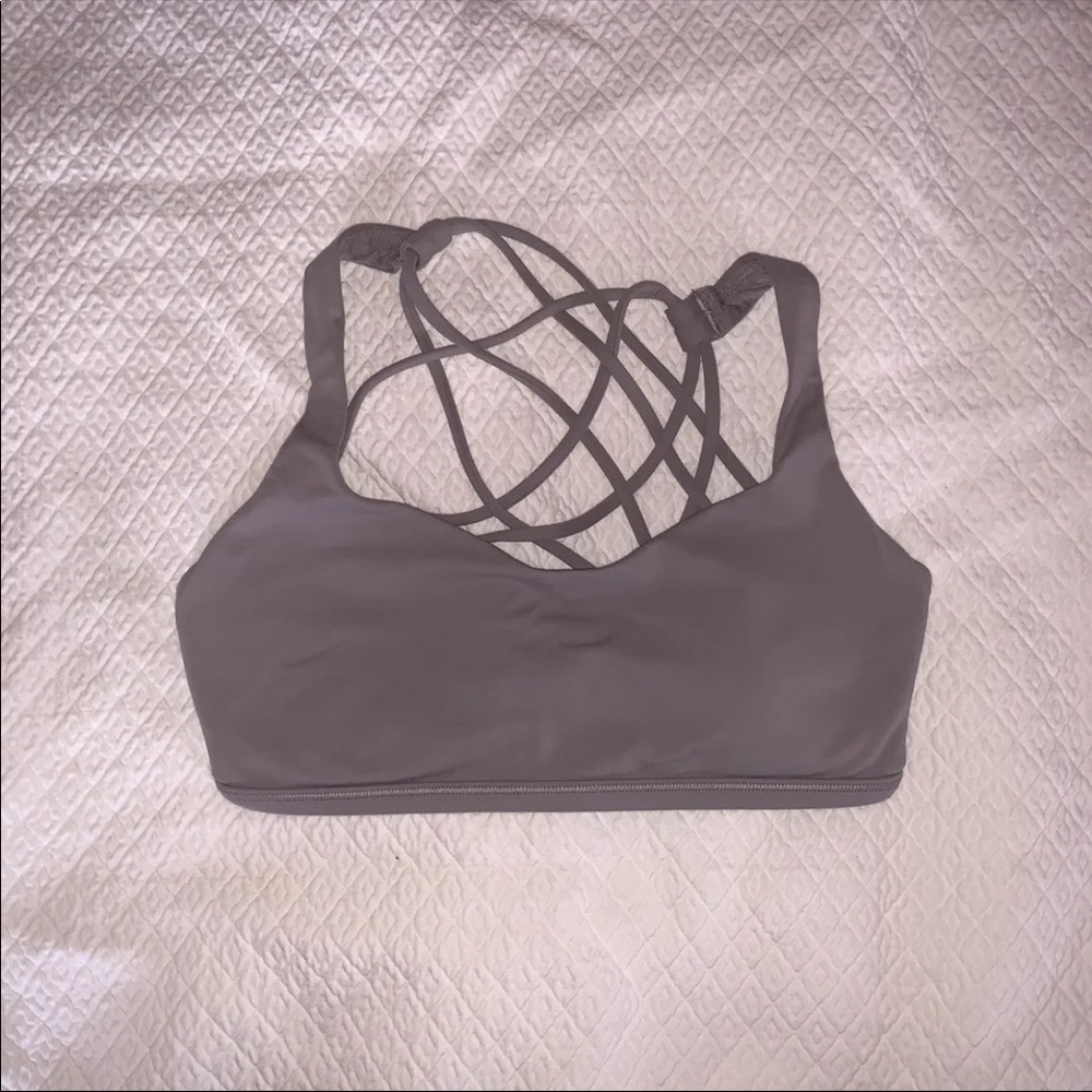 [SOLD] lululemon dark chrome free to be wild bra